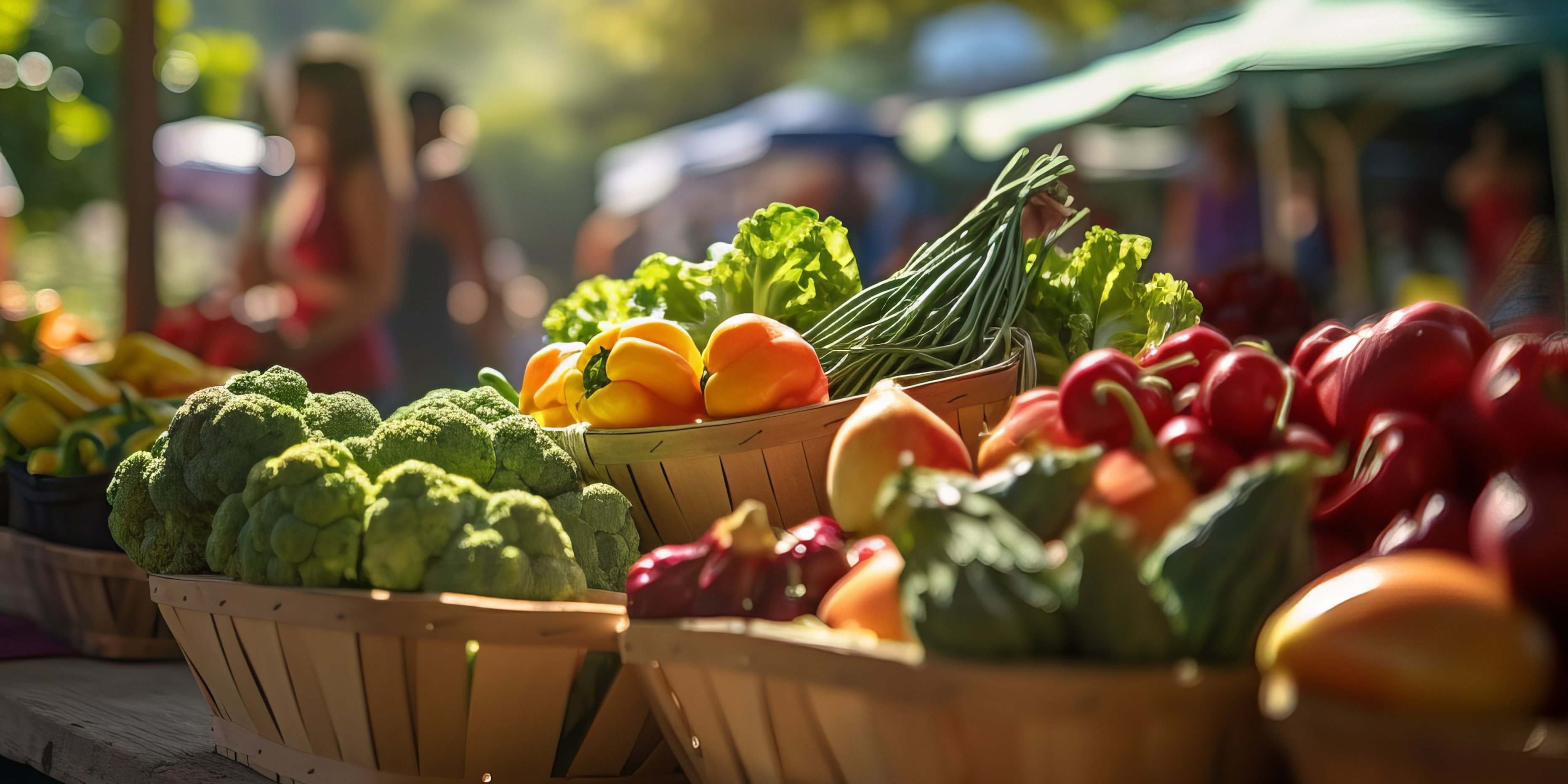 Frisches Gemüse auf dem Markt. Artikel "Gesunde Ernährung, Koordinierungsstelle Ernährungsstrategie" öffnen.